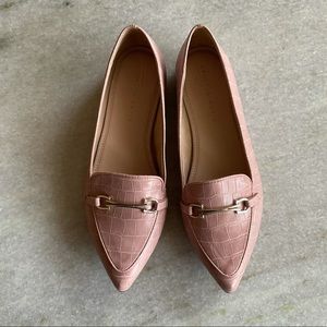 Kelly & Katie blush / nude loafers in faux croc NWOT